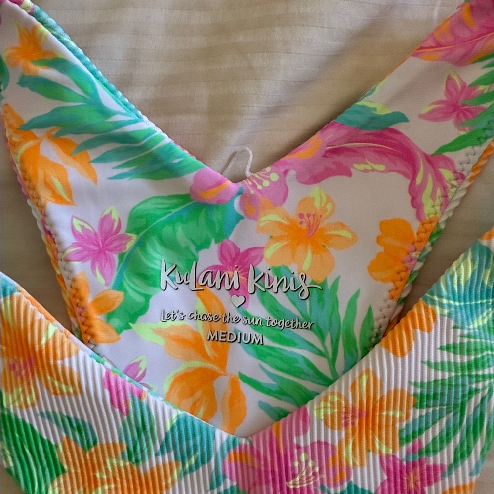 Kulani Kinis Y Cheeky Bikini Bottoms Size Medium NWT Coconut Dreams - Picture 4 of 6